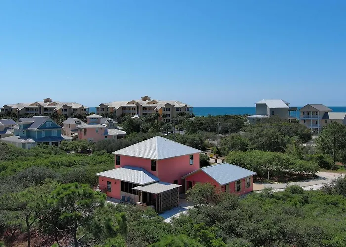 Walk To Beach, Secluded, Gazebo With Grill, 1gig Wifi, Washer And Dryer, Games Holiday home Gulf Shores