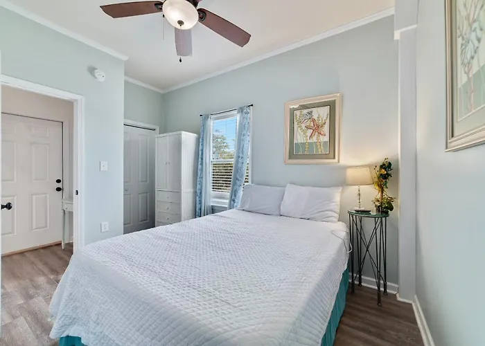Walk To Beach, Secluded, Gazebo With Grill, 1gig Wifi, Washer And Dryer, Games Gulf Shores